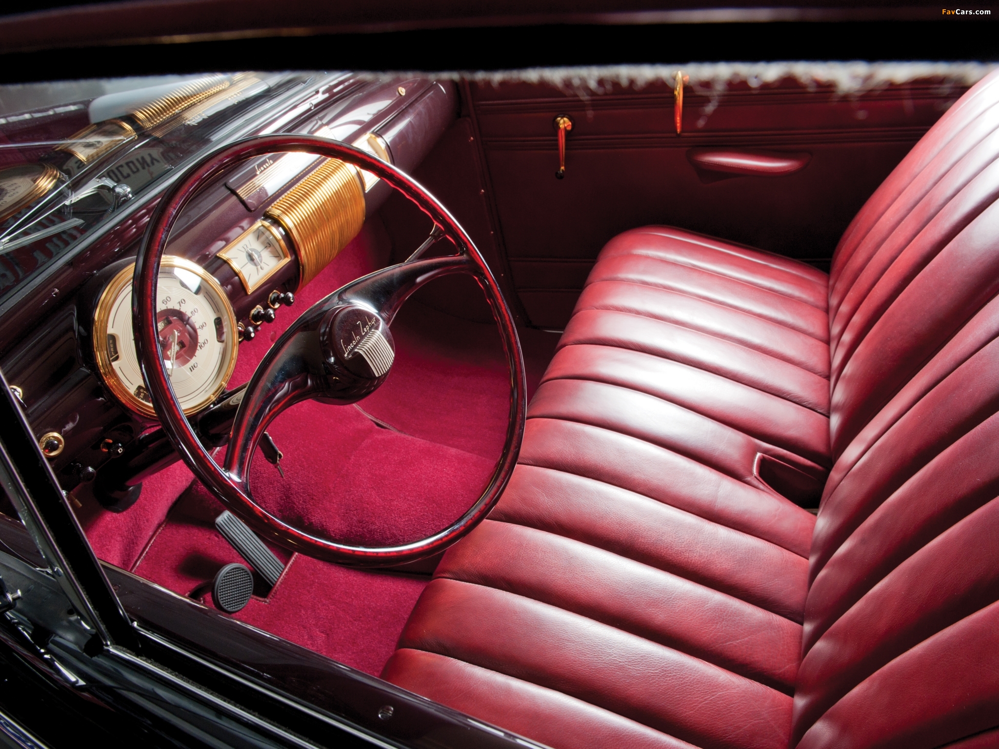 Photos of Lincoln Zephyr Convertible Coupe (06H-76) 1940 (2048 x 1536)