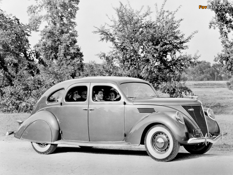 Lincoln Zephyr 4-door Sedan (900-902) 1936 wallpapers (800 x 600)