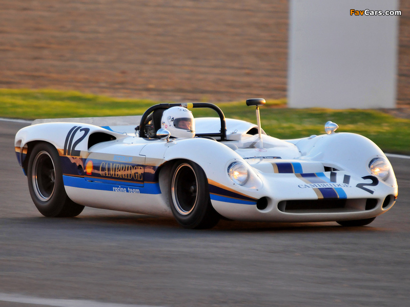 Lola T70 Spyder (MkII) 1966–67 wallpapers (800 x 600)