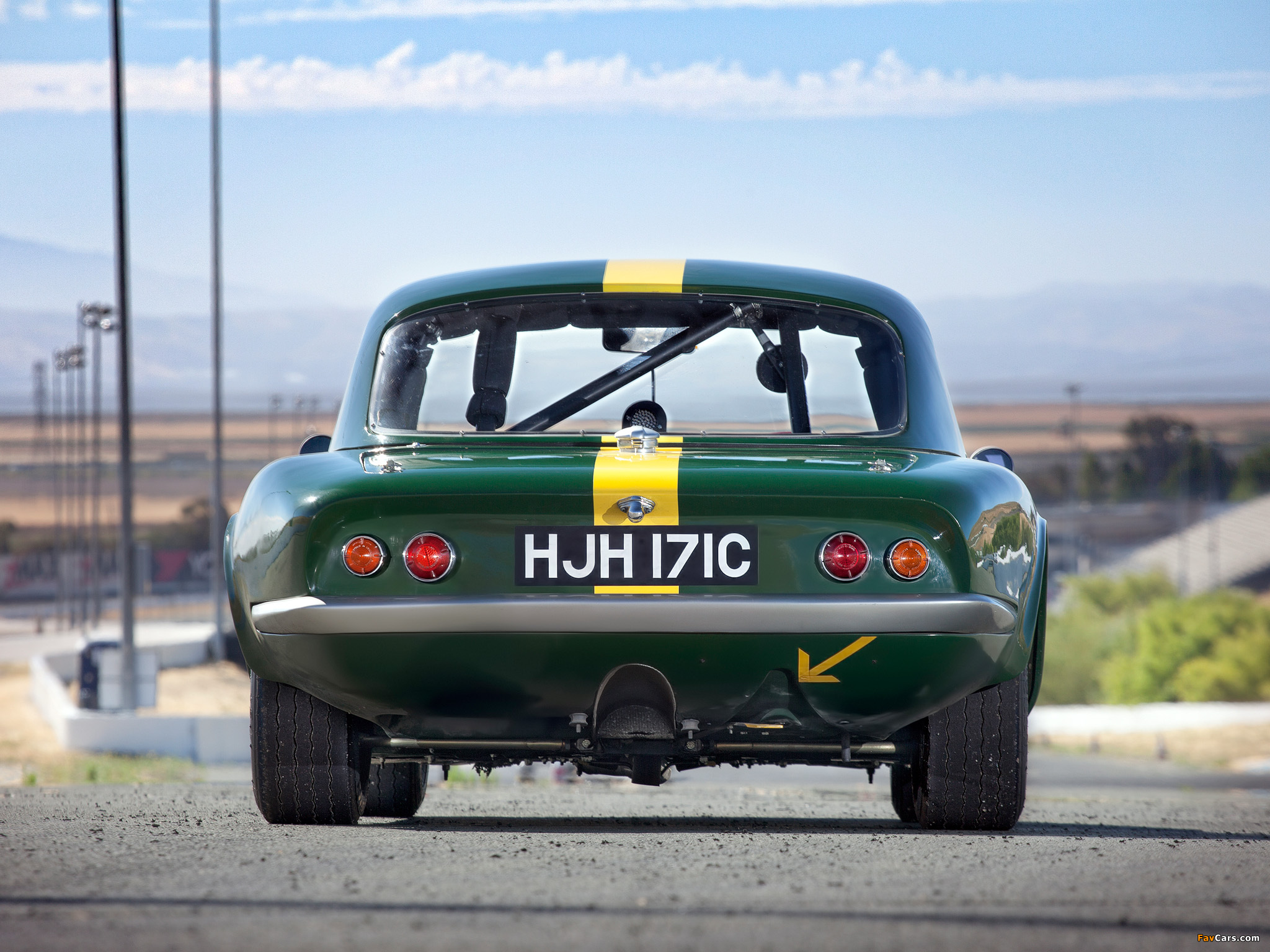 Photos of Lotus Elan Competition Coupe (Type 26R) 1962–66 (2048 x 1536)