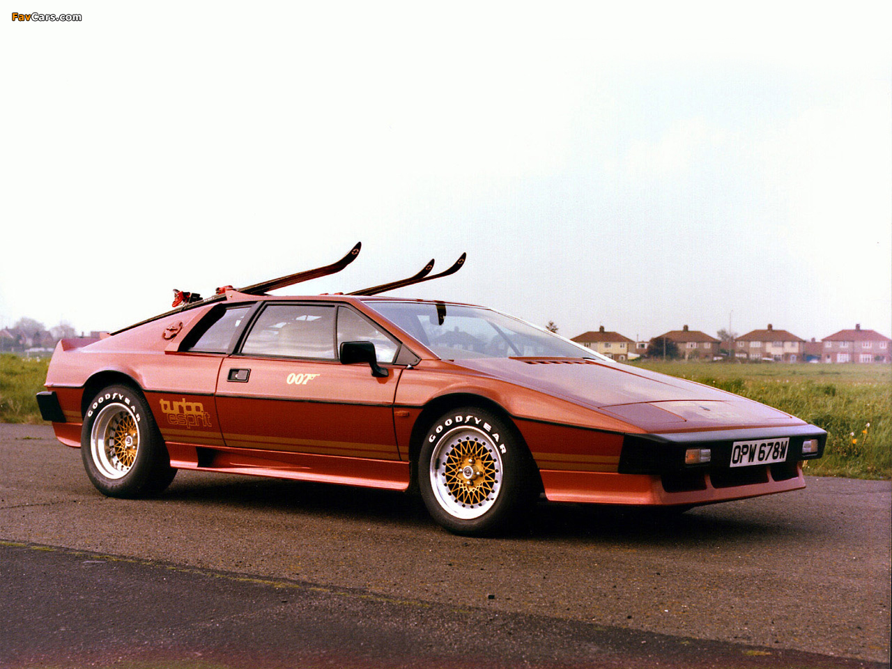 Lotus Turbo Esprit 007 For Your Eyes Only 1981 pictures (1280 x 960)