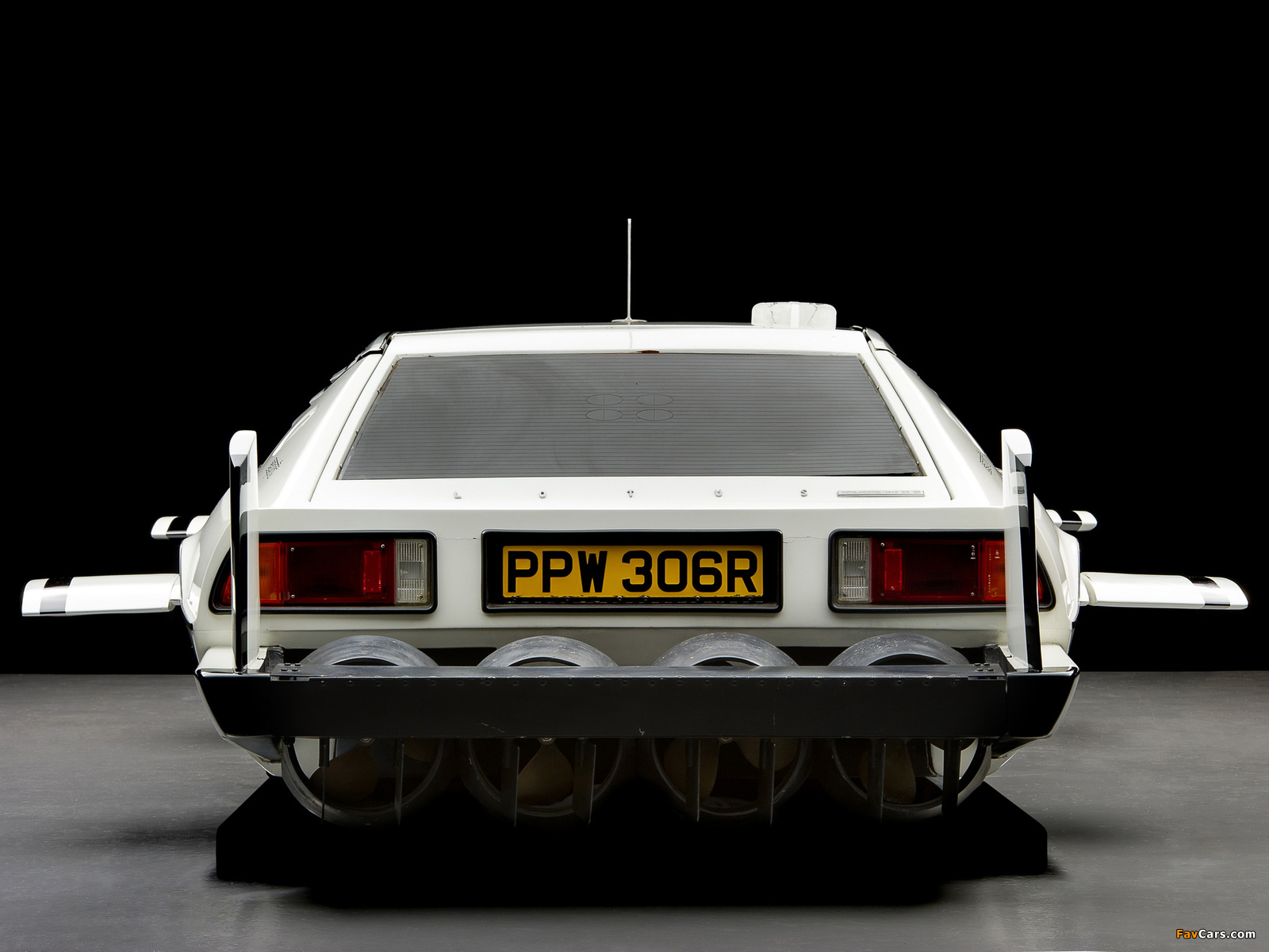 Photos of Lotus Esprit 007 The Spy Who Loved Me 1977 (1600 x 1200)