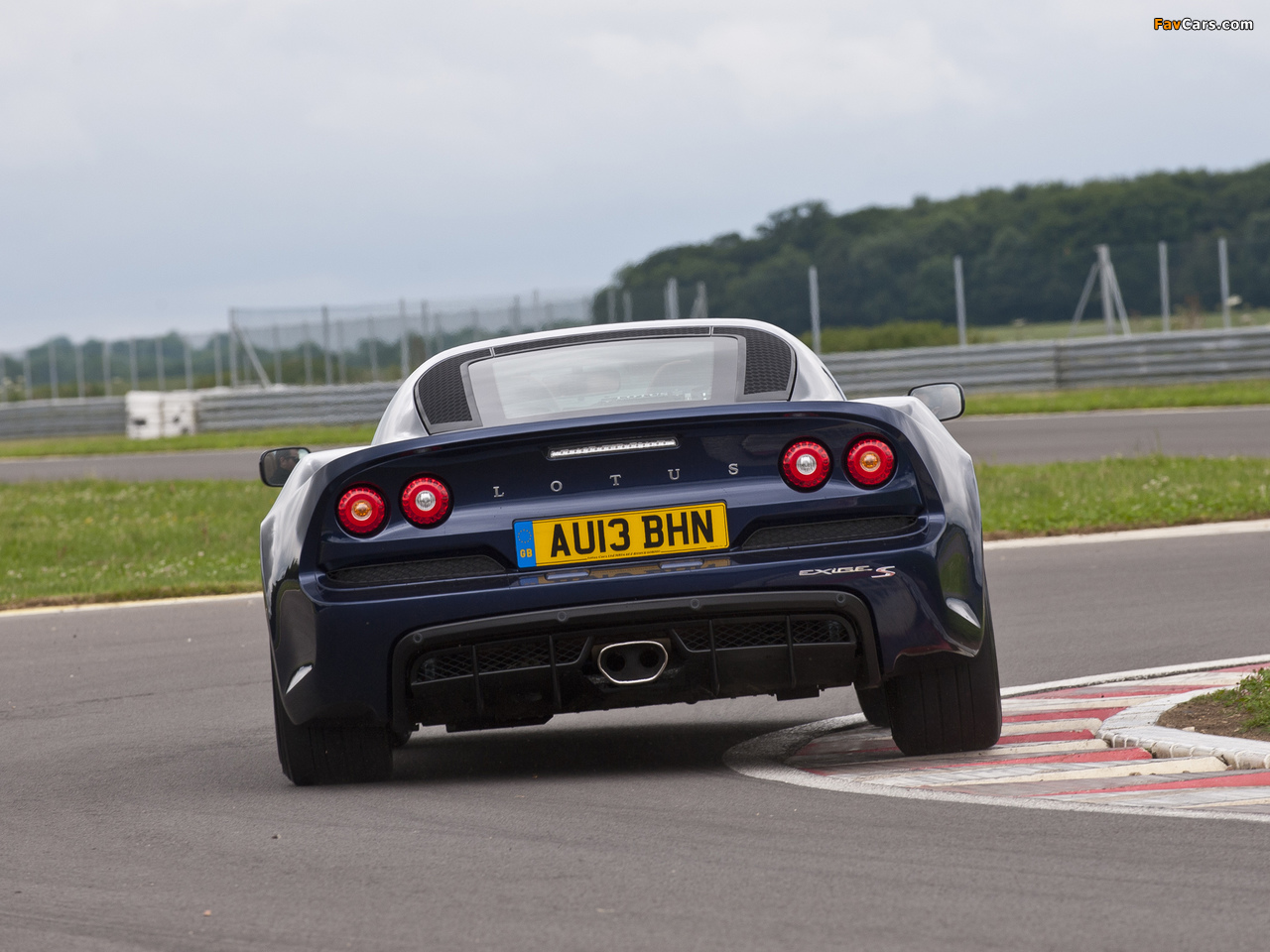 Lotus Exige S Roadster UK-spec 2013 photos (1280 x 960)