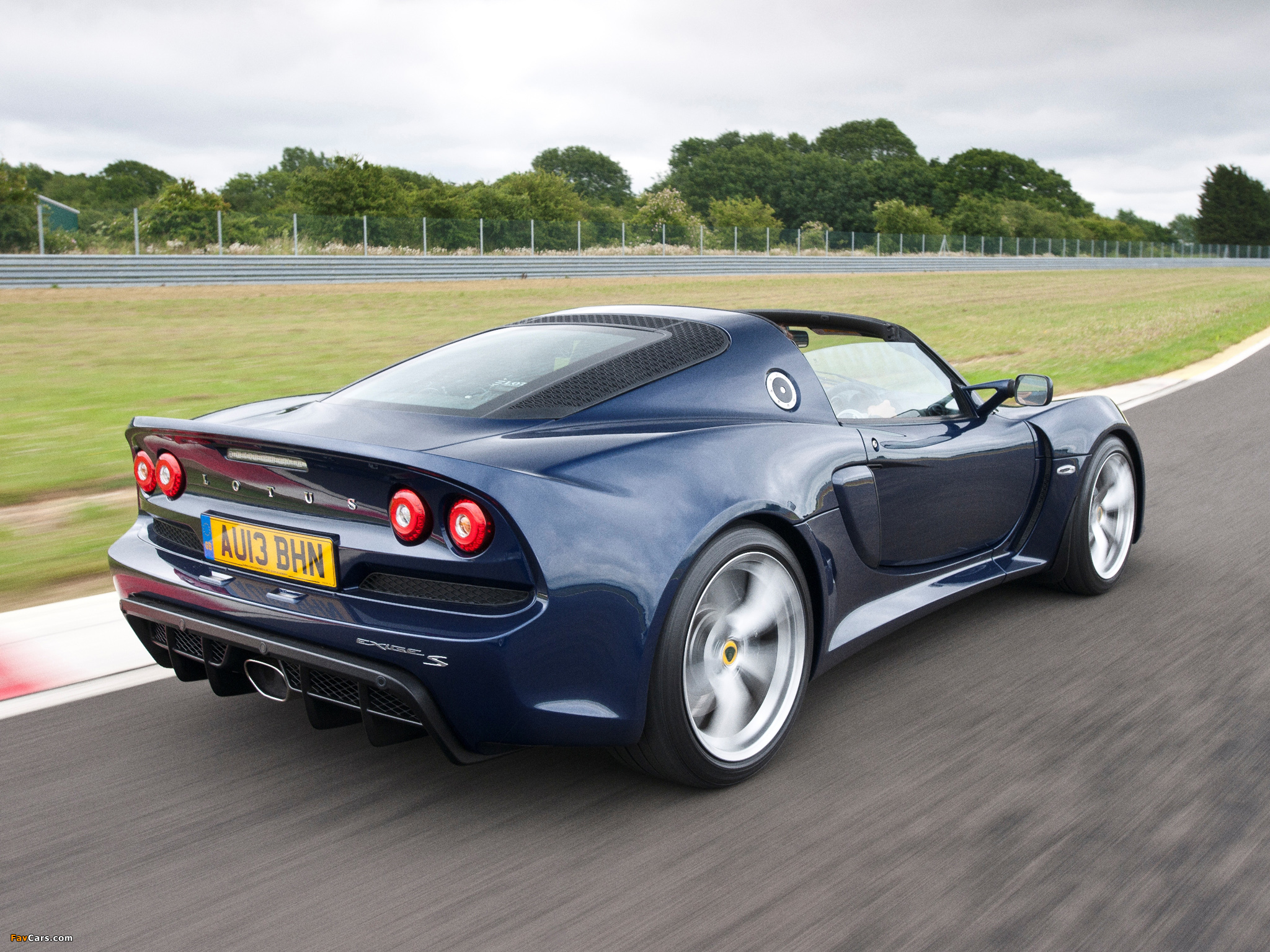 Lotus Exige S Roadster UK-spec 2013 pictures (2048 x 1536)