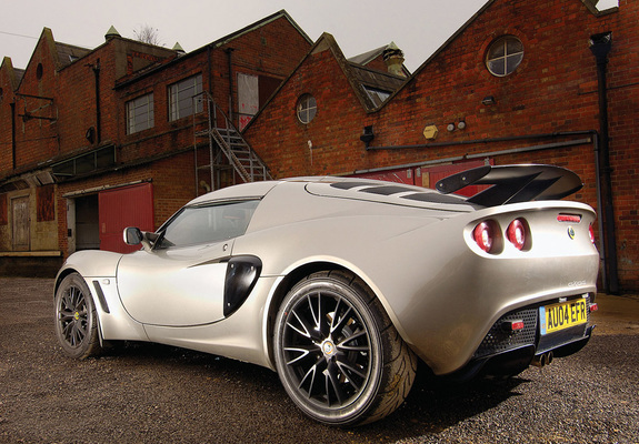 Photos of Lotus Exige 2004