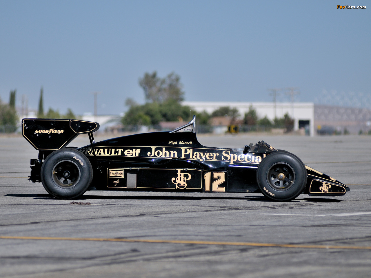 Images of Lotus 95T 1984 (1280 x 960)