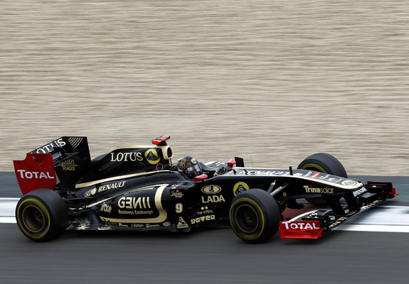 Images of Renault R31 2011