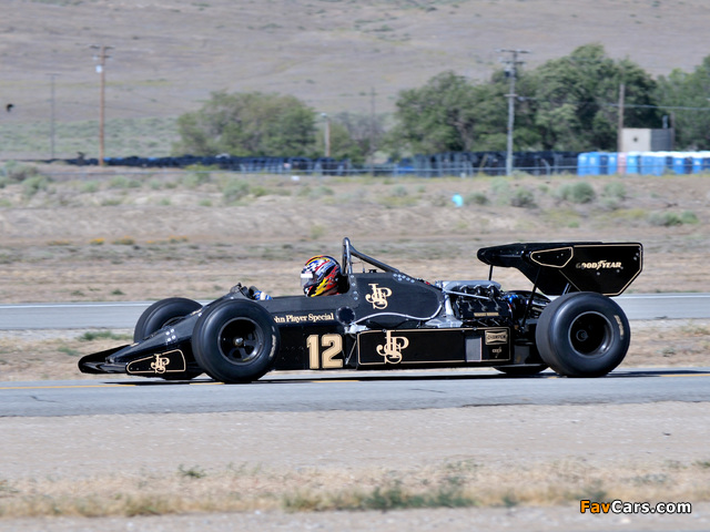 Lotus 95T 1984 photos (640 x 480)