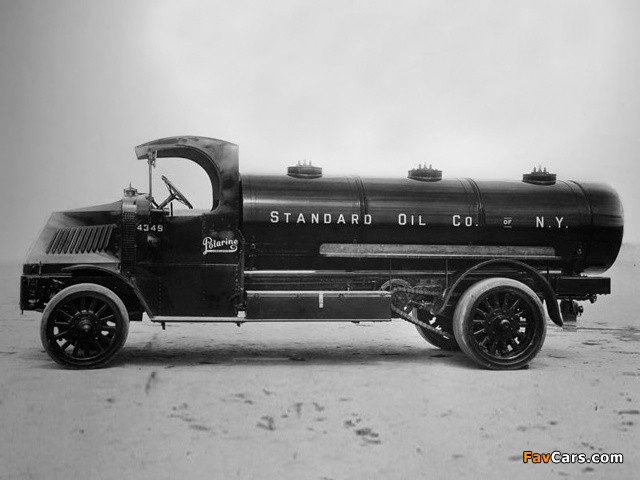 Photos of Mack AC Tanker 1916–38 (640 x 480)
