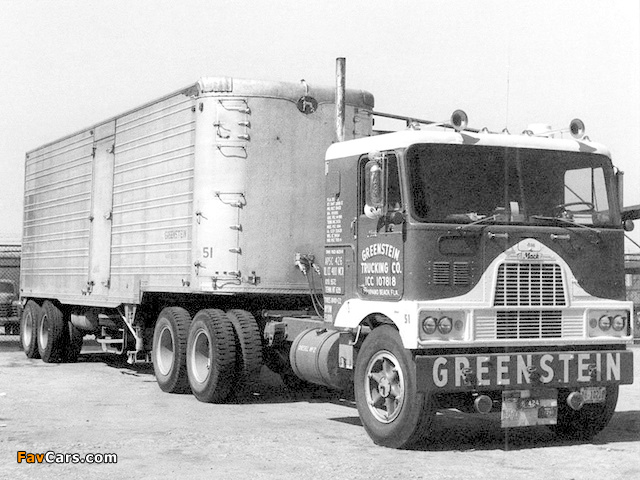 Mack G-Series 1959–62 pictures (640 x 480)