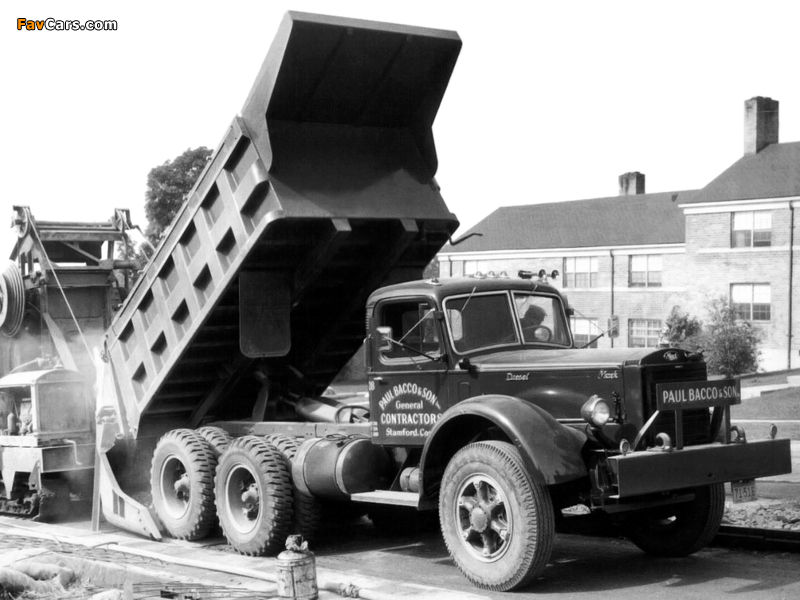 Mack LJSWX 1940–56 images (800 x 600)