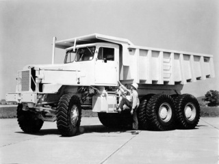 Mack LR wallpapers