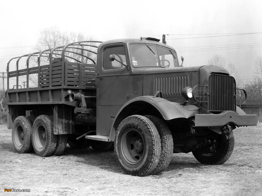 Photos of Mack NM3 1939–42 (1024 x 768)