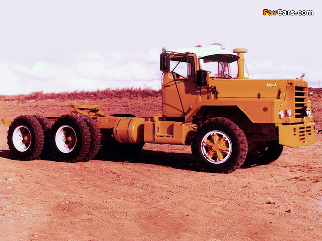 Pictures of Mack R800SX 1972 (640 x 480)