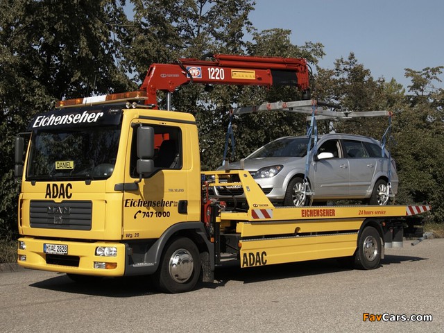MAN TGL 12.210 Tow Truck 2005–08 pictures (640 x 480)