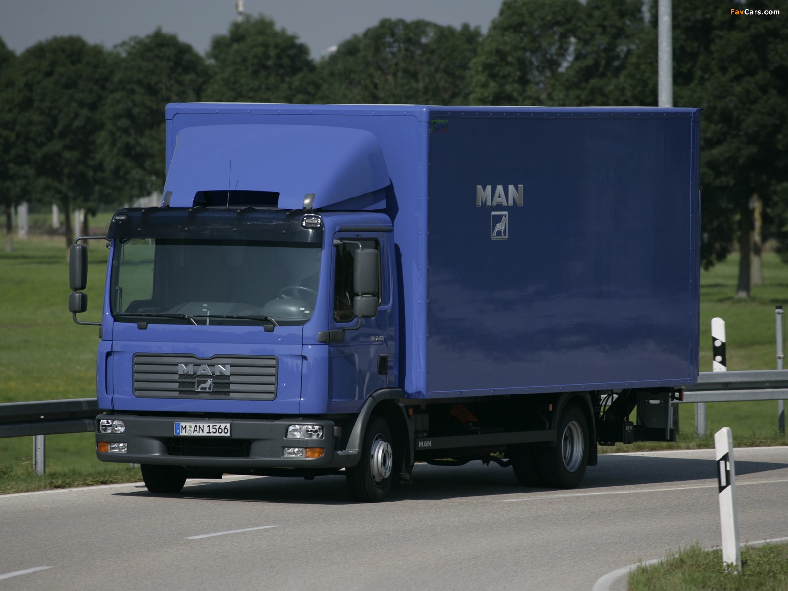 Man vii. Man TGL 7.180. Man TGL 2005. Грузовик man TGL. Man TGL 10.210.