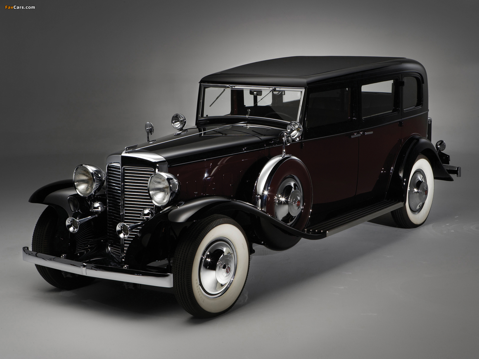 Photos of Marmon Sixteen Limousine 1931 (1600 x 1200)