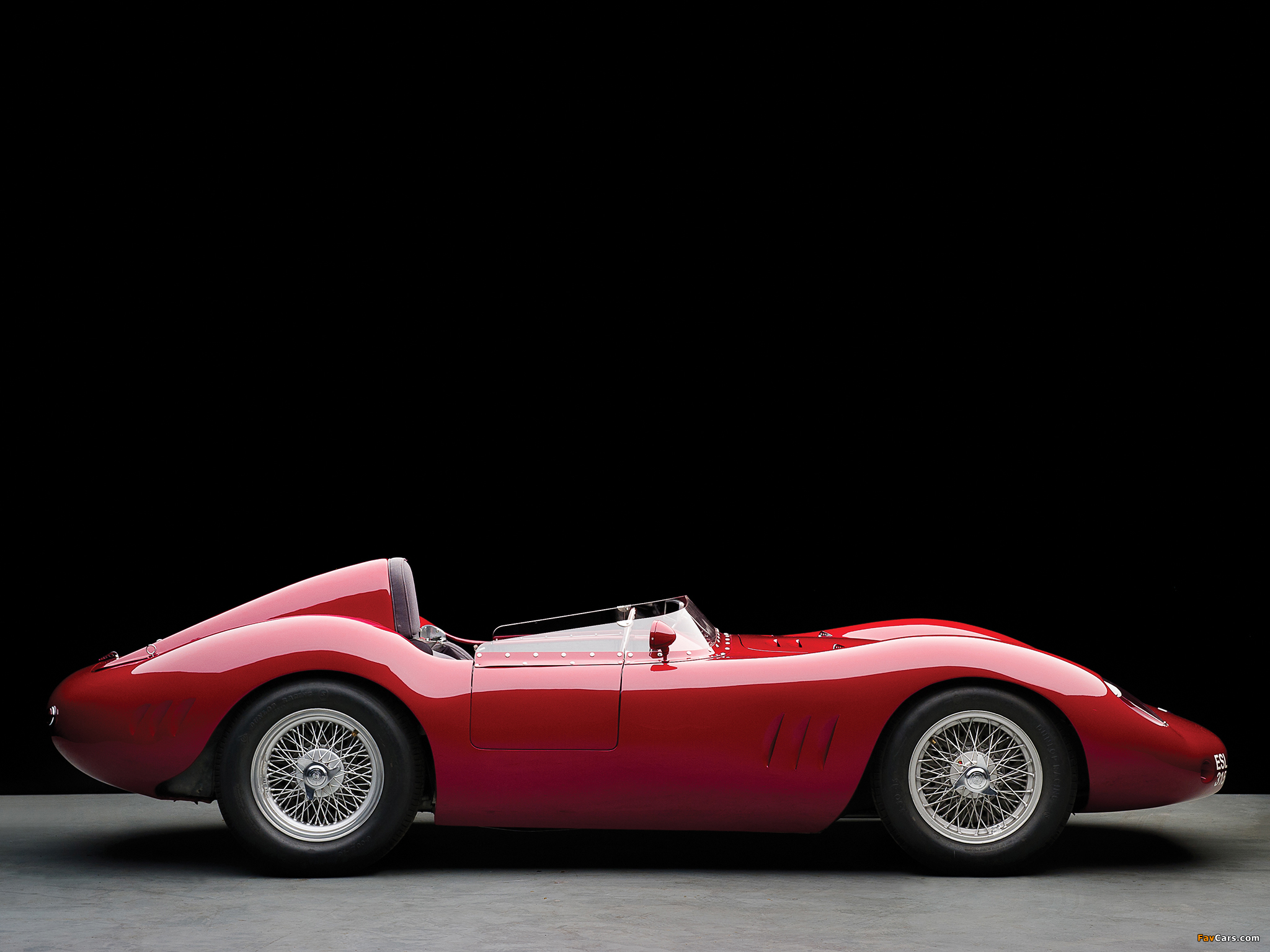 Maserati 250S 1955–57 wallpapers (2048 x 1536)