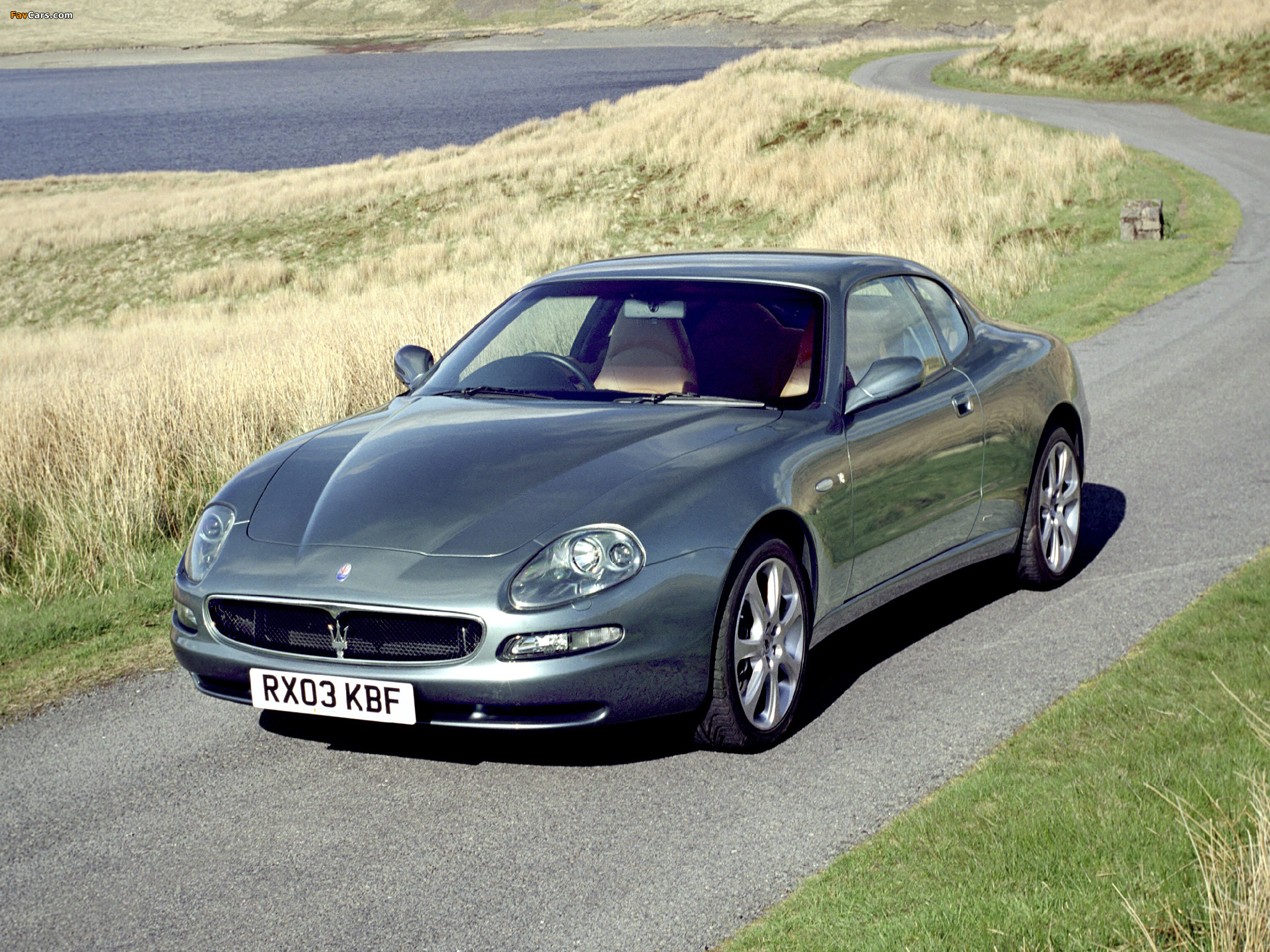 Maserati Coupe UK-spec 2002–07 images (2048 x 1536)