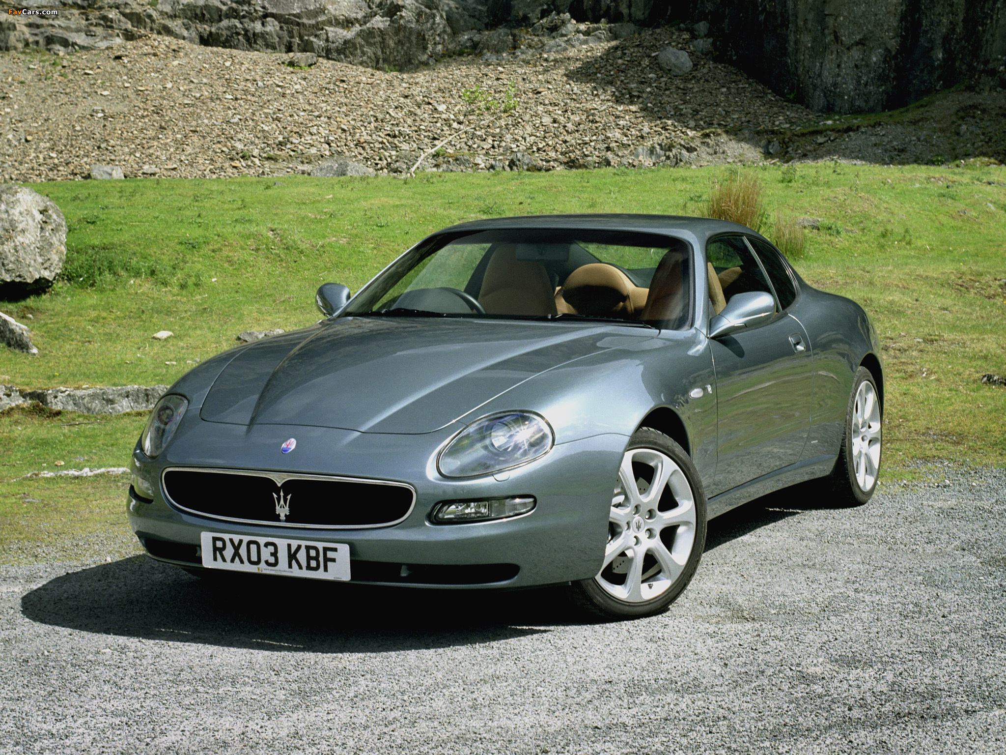 Photos of Maserati Coupe UK-spec 2002–07 (2048 x 1536)