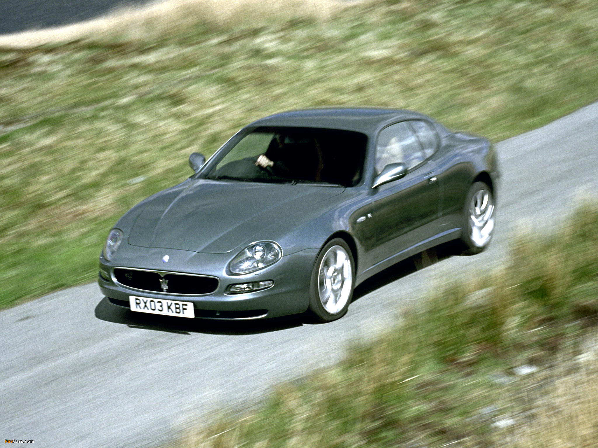 Photos of Maserati Coupe UK-spec 2002–07 (2048 x 1536)