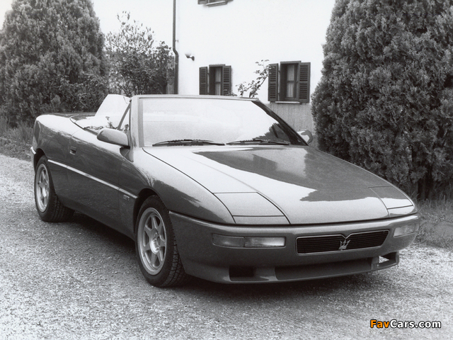Photos of Maserati Opac Spyder 1992 (640 x 480)
