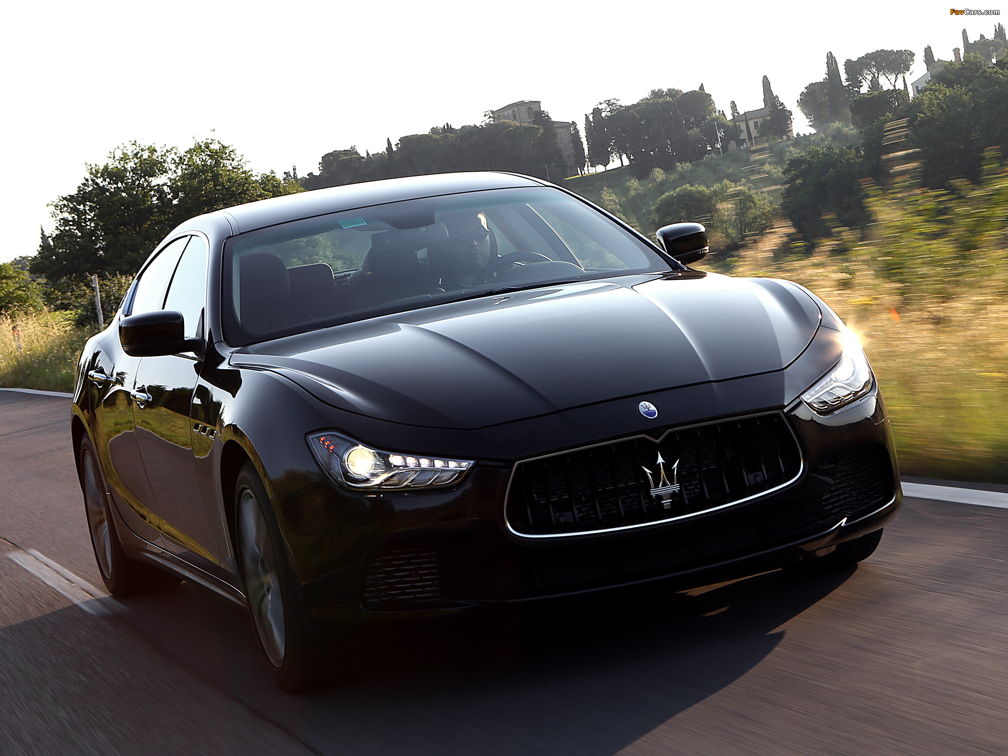 Maserati Ghibli 2013 wallpapers (2048 x 1536)