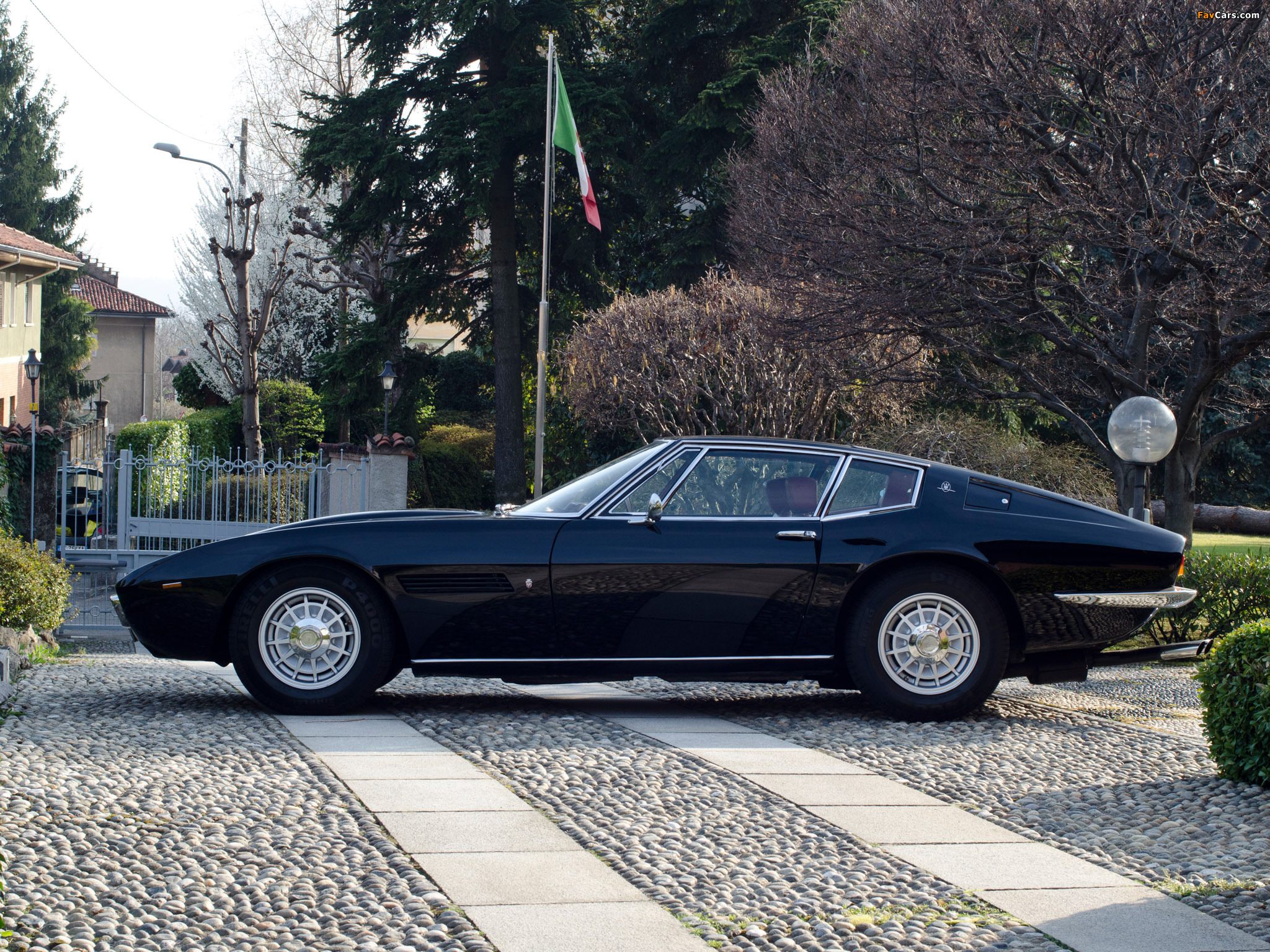 Photos of Maserati Ghibli Coupe 1967–73 (2048 x 1536)