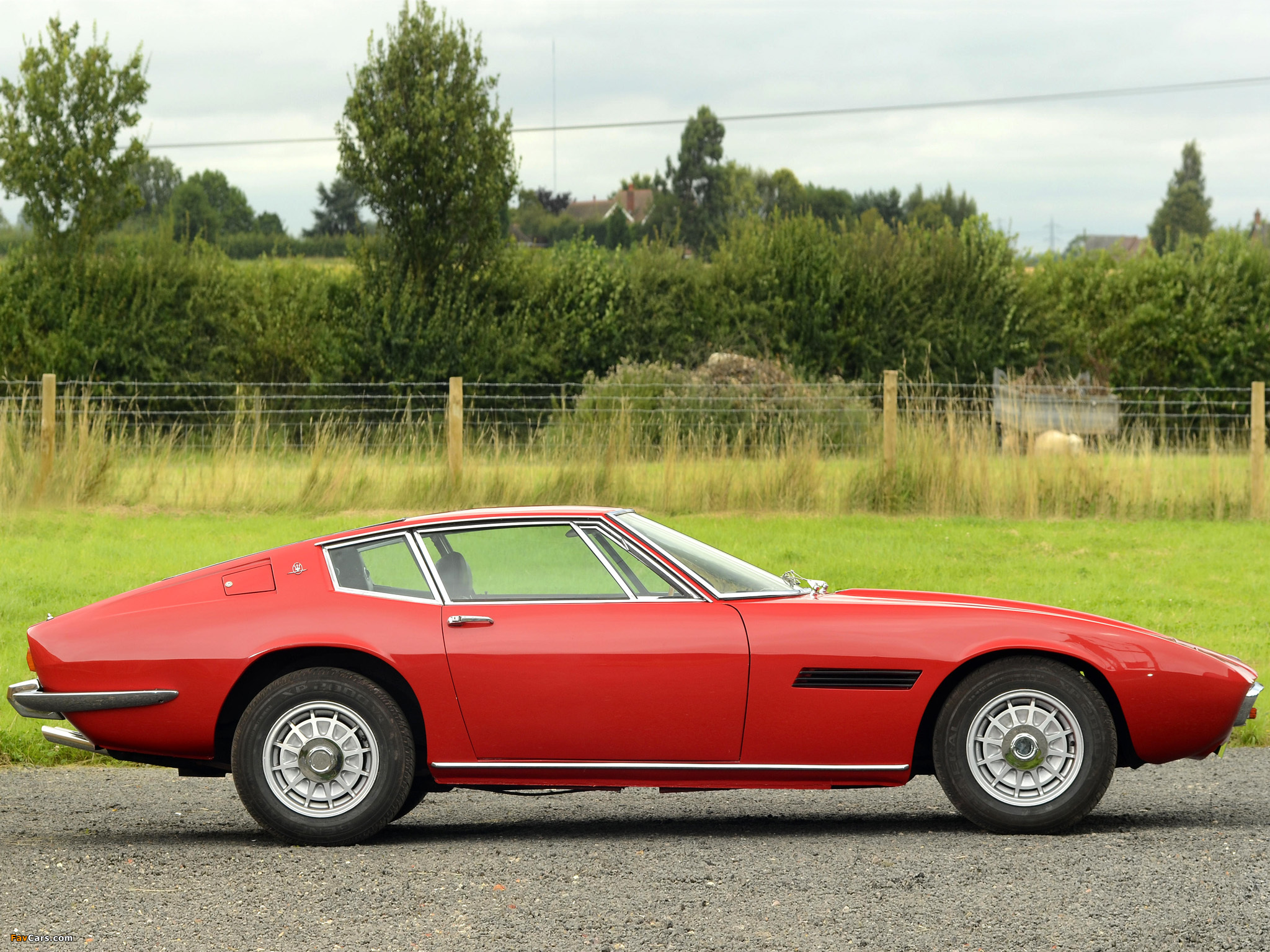 Photos of Maserati Ghibli SS 1970–73 (2048 x 1536)