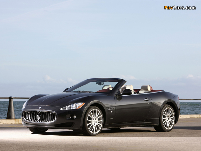 Images of Maserati GranCabrio 2010 (640 x 480)