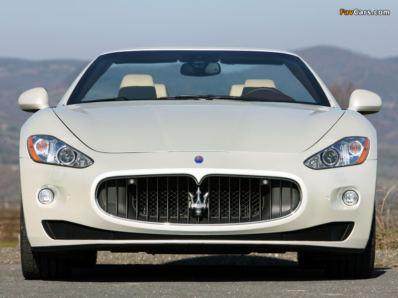 Maserati GranCabrio 2010 images (800 x 600)