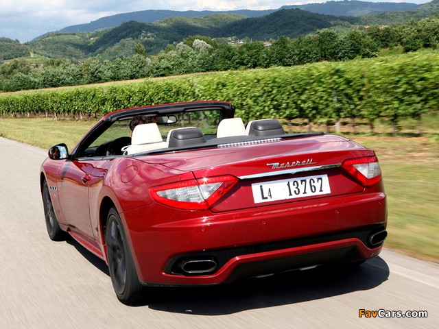 Maserati GranCabrio Sport 2011 wallpapers (640 x 480)