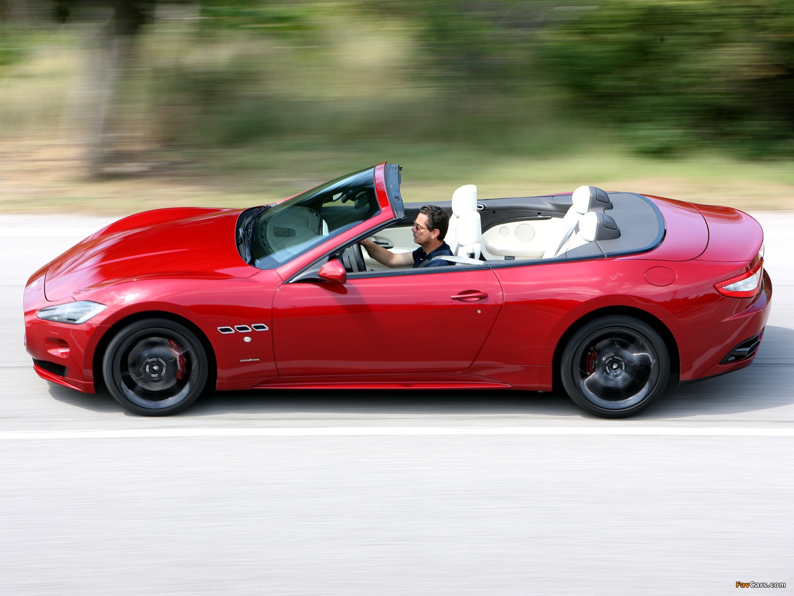 Photos of Maserati GranCabrio Sport 2011 (1600 x 1200)