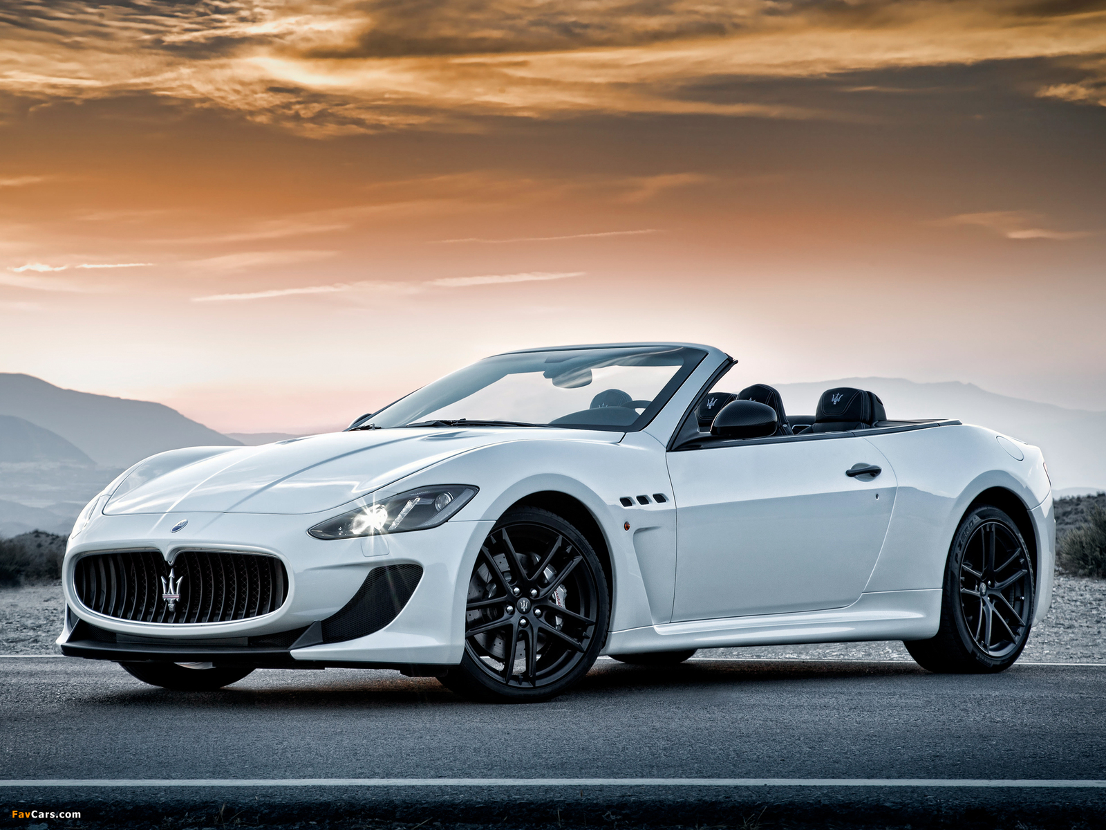 Photos of Maserati GranCabrio MC 2013 (1600 x 1200)