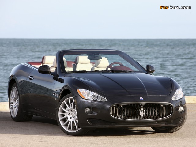 Pictures of Maserati GranCabrio 2010 (640 x 480)