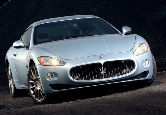 Images of Maserati GranTurismo S Automatic 2009–12