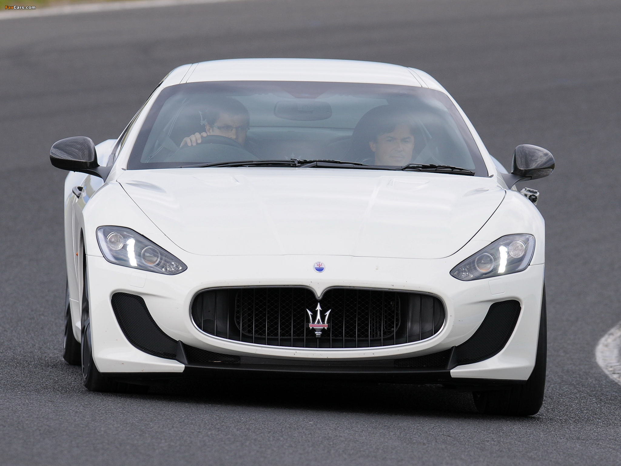 Images of Maserati GranTurismo MC Stradale AU-spec 2010–13 (2048 x 1536)