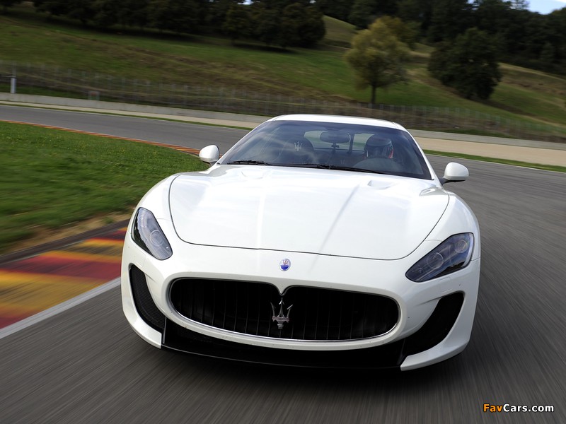 Images of Maserati GranTurismo MC Stradale 2010–13 (800 x 600)