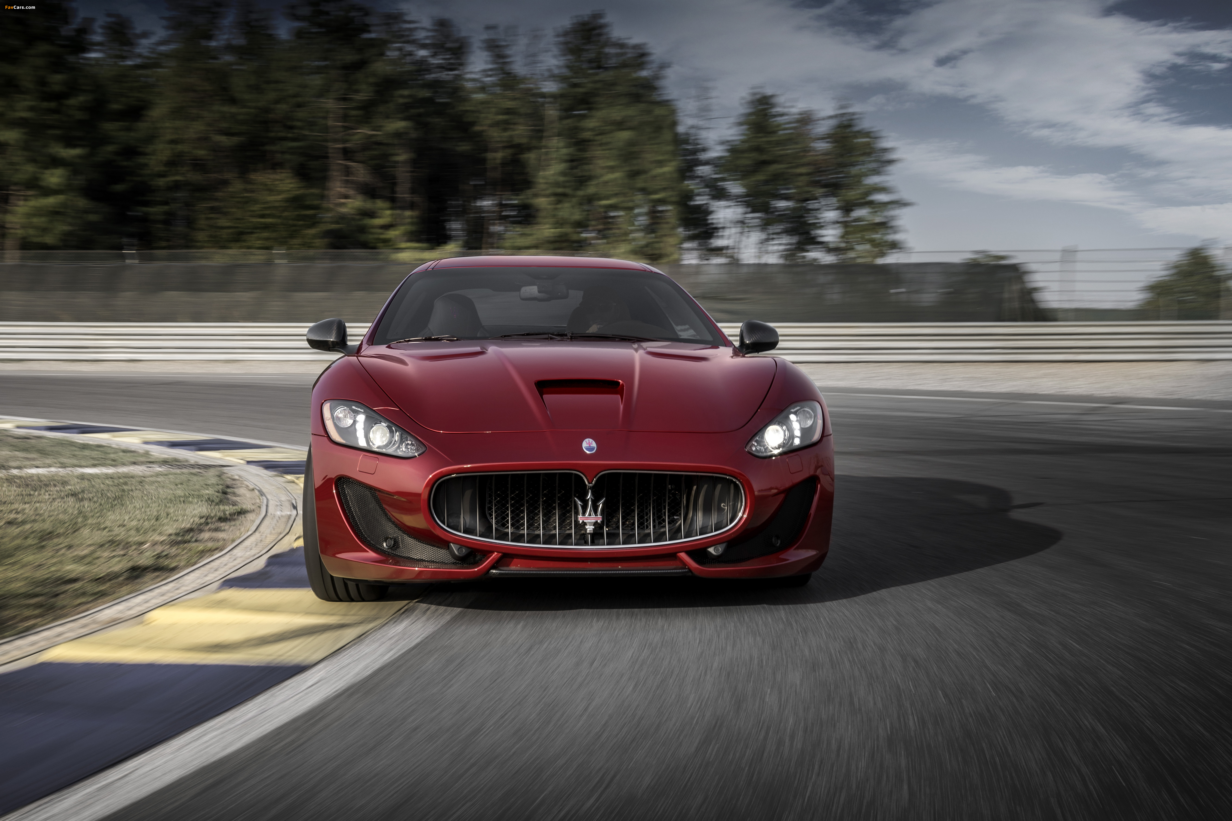 Images of Maserati GranTurismo Sport 