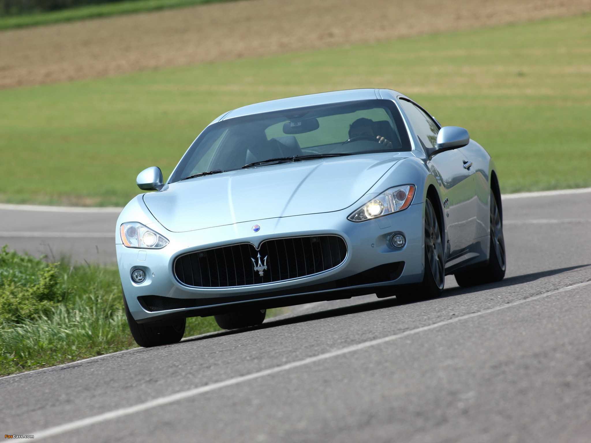 Maserati GranTurismo S Automatic 2009–12 photos (2048 x 1536)