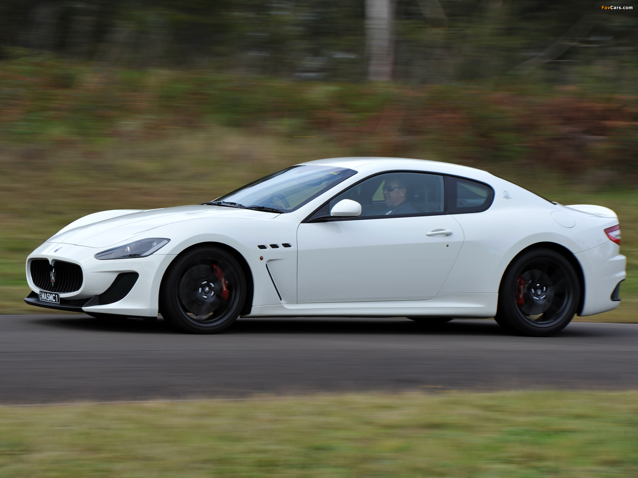 Maserati GranTurismo MC Stradale AU-spec 2010–13 images (2048 x 1536)