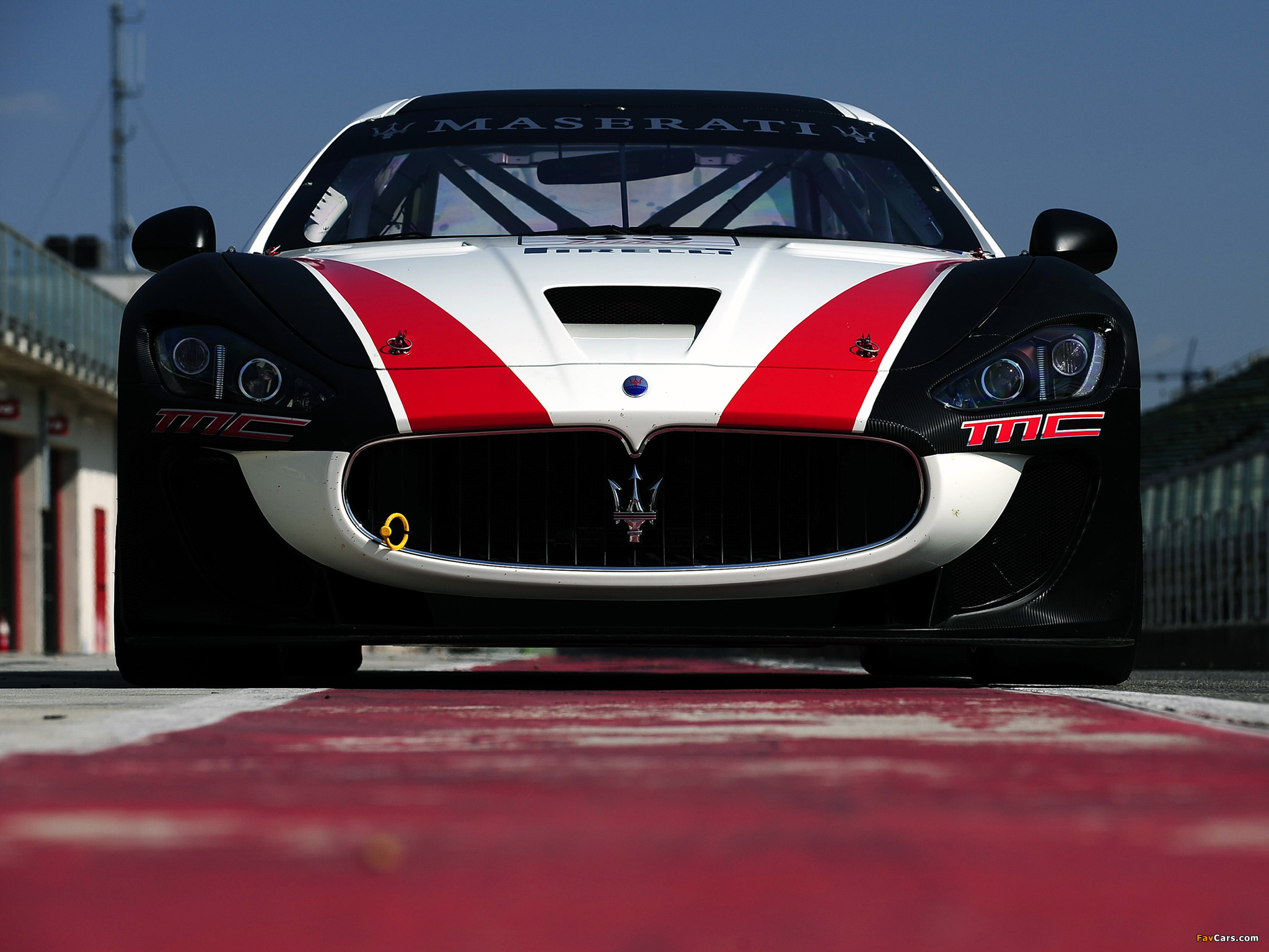 Maserati GranTurismo MC Trofeo 2010–11 wallpapers (2048 x 1536)