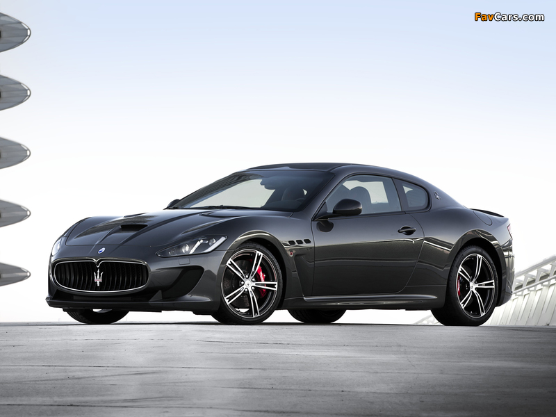 Maserati GranTurismo MC Stradale 2013 wallpapers (800 x 600)