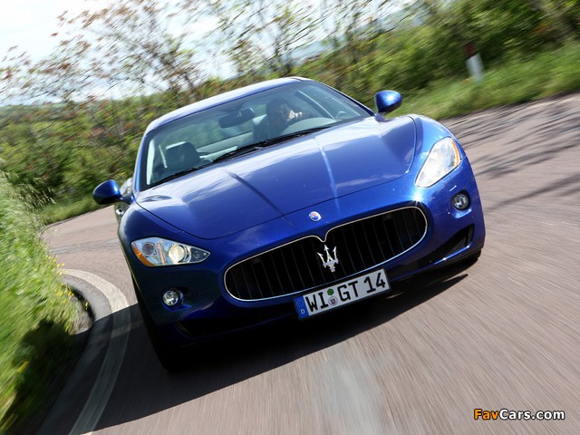 Photos of Maserati GranTurismo S Automatic 2009–12 (640 x 480)