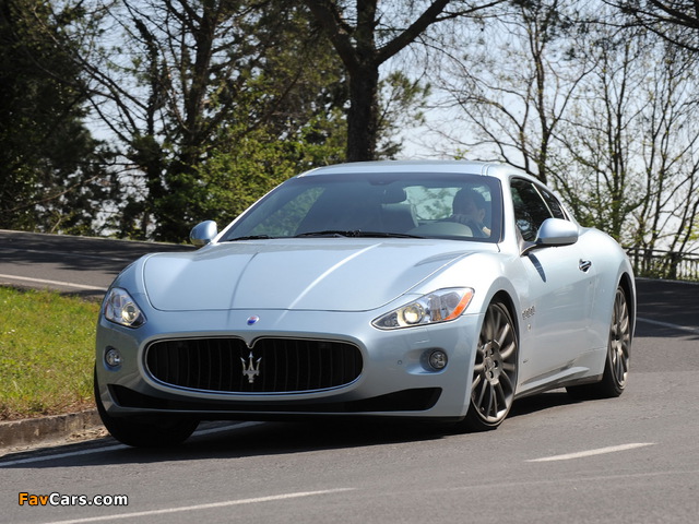 Photos of Maserati GranTurismo S Automatic 2009–12 (640 x 480)