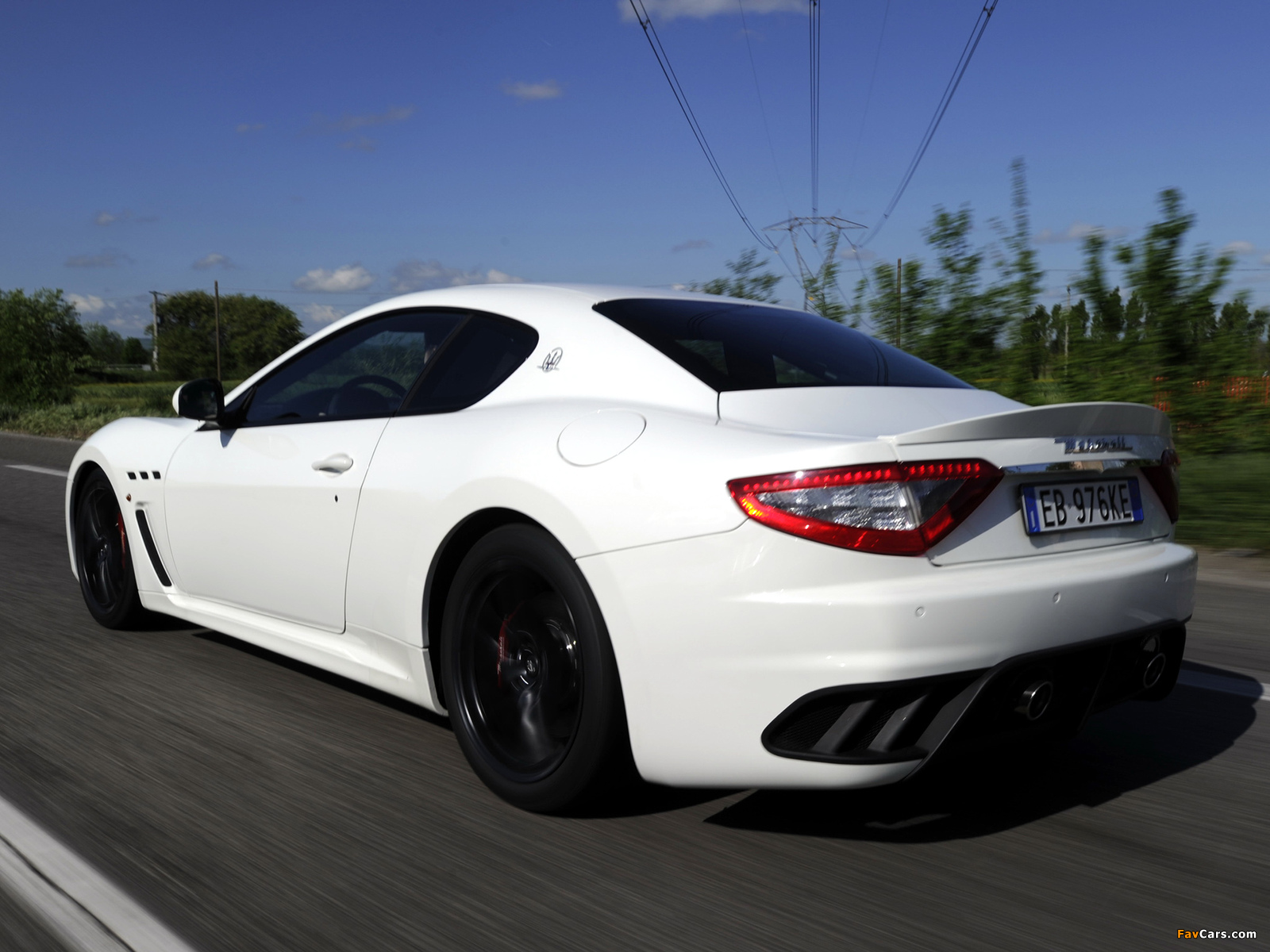 Photos of Maserati GranTurismo MC Stradale 2010–13 (1600 x 1200)