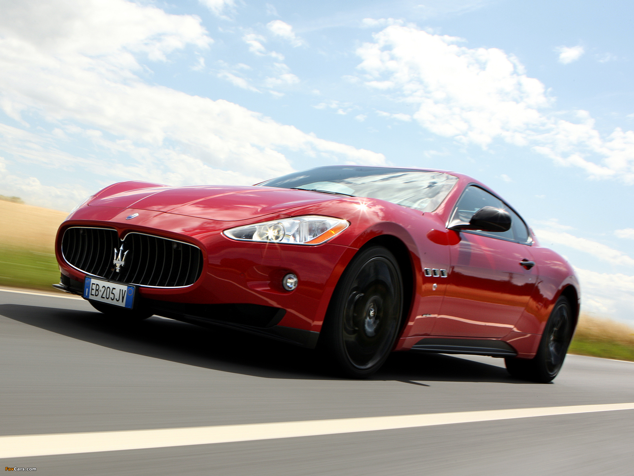 Pictures of Maserati GranTurismo S MC Sport Line 2009–12 (2048 x 1536)
