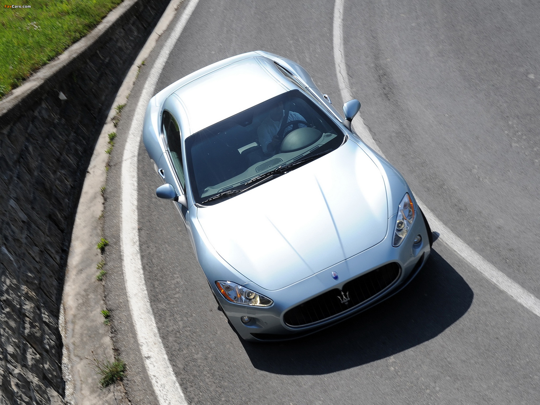 Pictures of Maserati GranTurismo S Automatic 2009–12 (2048 x 1536)