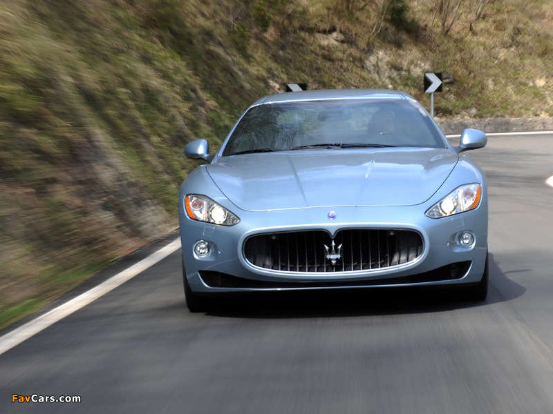 Pictures of Maserati GranTurismo S Automatic 2009–12 (800 x 600)
