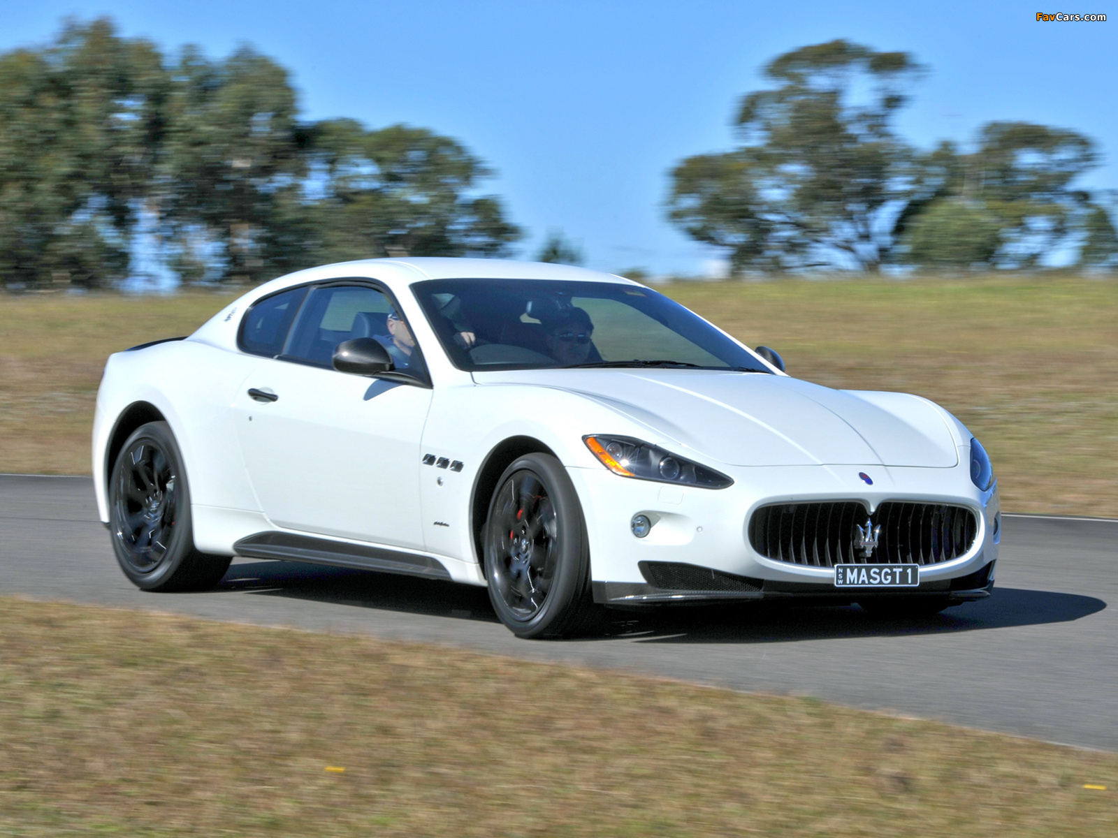 Pictures of Maserati GranTurismo S MC Sport Line AU-spec 2009–12 (1600 x 1200)